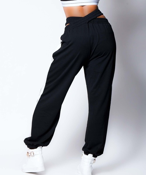 babyShoop（ベイビーシュープ）の「サイドラインデザインジョガーパンツ（その他パンツ・レディース・ブラック・LARGE/MEDIUM）」の6枚目の写真