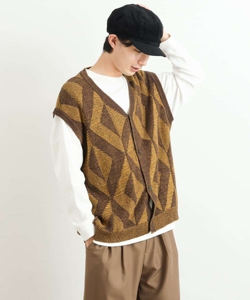 a.v.v（アーヴェヴェ）の「コーデュロイキャスケット（キャスケット・メンズ・ブラック・46）」の6枚目の写真