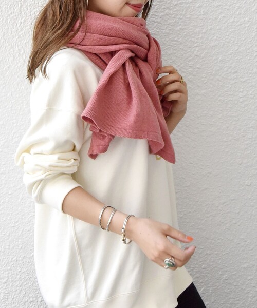 SHIPS any(シップス エニィ)の「SHIPS any: ニット ストール◇(ストール/ショール・レディース・ライトグレー/ベージュ/ピンク・ONE SIZE)」の8枚目の写真