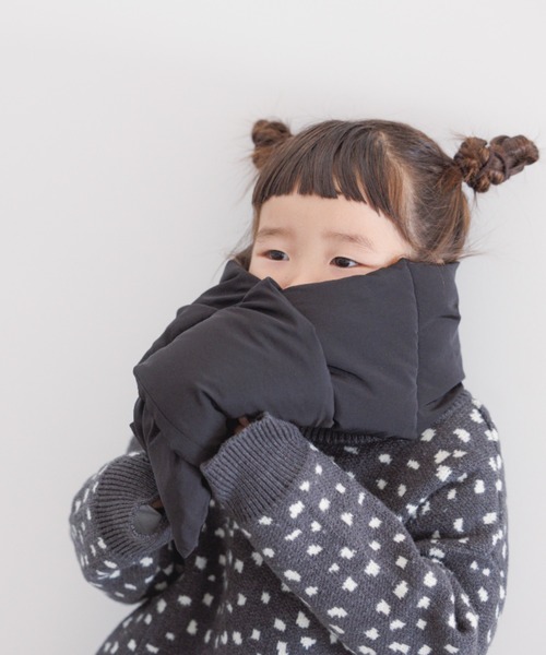 LOWRYS FARM（ローリーズファーム）の「エアサーマルマフラー　352976（マフラー・キッズ・ブラック/カーキ/アイボリー・FREE）」の7枚目の写真