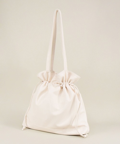 styiro（スタイロ）の「ドロスト エコレザー 巾着 トートバッグ（トートバッグ・レディース・ブラウン/ブラック/アイボリー・FREE）」の22枚目の写真