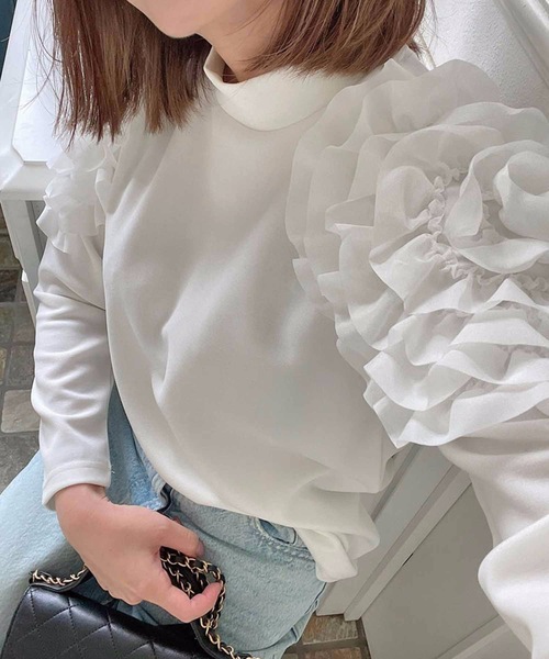 M y u（ミュー）の「フラワー スリーブ プルオーバー（Tシャツ/カットソー・レディース・ホワイト/ブラック・FREE）」の8枚目の写真