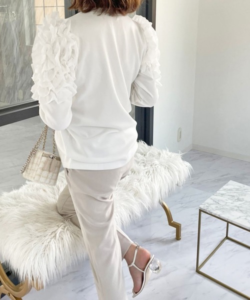 M y u（ミュー）の「フラワー スリーブ プルオーバー（Tシャツ/カットソー・レディース・ホワイト/ブラック・FREE）」の14枚目の写真