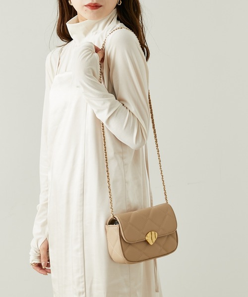 Chico（チコ）の「【新色追加】キルティングスクエアミニショルダー（ショルダーバッグ・レディース・アイボリー/ブラック/ベージュ/ピンク・FREE）」の15枚目の写真