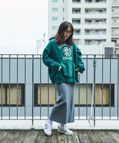 Auntie Rosa Holiday（アンティローザホリデー）の「裏毛カレッジロゴフーディー（パーカー・レディース・アイボリー/グリーン/グレー・FREE）」の8枚目の写真