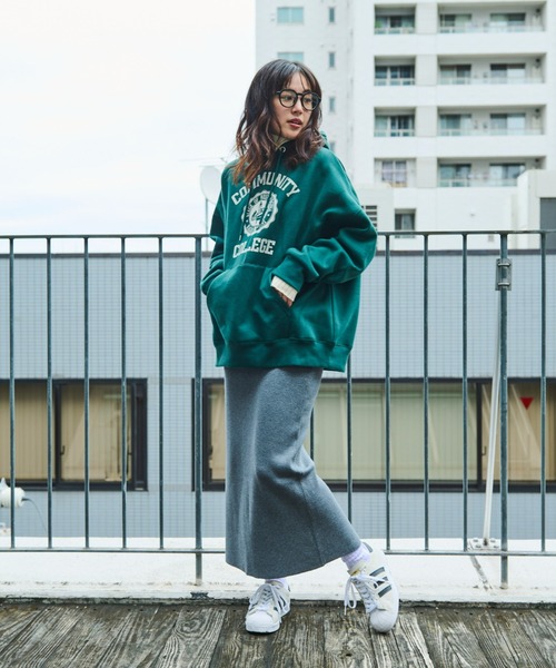 Auntie Rosa Holiday（アンティローザホリデー）の「裏毛カレッジロゴフーディー（パーカー・レディース・アイボリー/グリーン/グレー・FREE）」の9枚目の写真