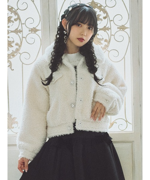 Ank Rouge（アンクルージュ）の「ビジューボタンボアジャケット