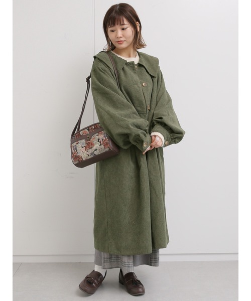 ehka sopo(エヘカソポ)の「コーデュロイビッグカラーコート(その他アウター・レディース・グリーン/ブラウン/キナリ・フリ-)」の21枚目の写真