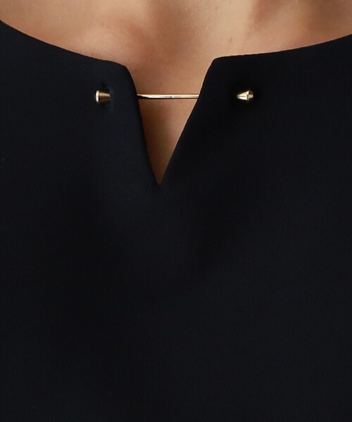 THE SHOP TK （ザ ショップ ティーケー ）の「◆【セレモニー/入卒/洗える/2WAY】ダブルクロスメタルバーブラウス（シャツ/ブラウス・レディース・ブラック/ライトグレー/ネイビー・11/12/13/14）」の9枚目の写真