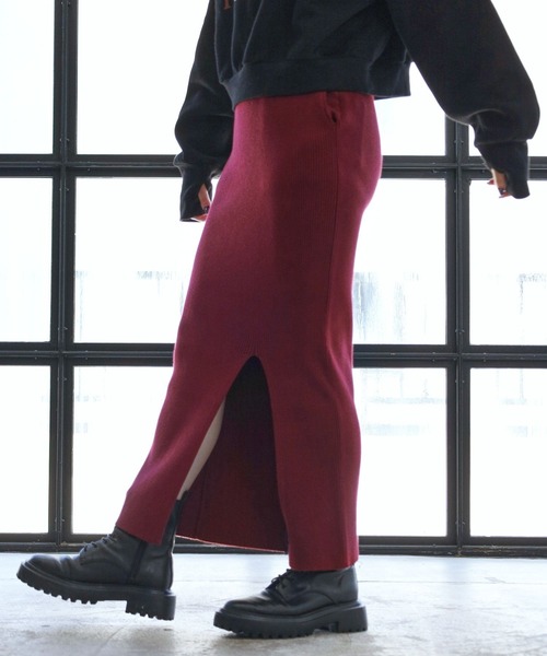 PAGEBOY（ページボーイ）の「PAGEBOYLIM/リブニットナロースカート（スカート・レディース・ブラック/ボルドー/カーキ・FREE）」の21枚目の写真