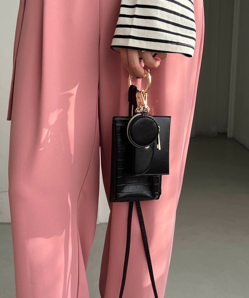 CAPRICIEUX LE'MAGE（カプリシューレマージュ）の「多機能スマホショルダー（ショルダーバッグ・レディース・グレイッシュベージュ/アイボリー/ブラック・FREE）」の12枚目の写真