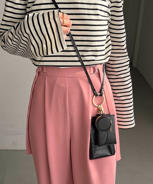 CAPRICIEUX LE'MAGE（カプリシューレマージュ）の「多機能スマホショルダー（ショルダーバッグ・レディース・グレイッシュベージュ/アイボリー/ブラック・FREE）」の13枚目の写真