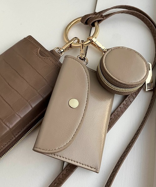 CAPRICIEUX LE'MAGE（カプリシューレマージュ）の「多機能スマホショルダー（ショルダーバッグ・レディース・グレイッシュベージュ/アイボリー/ブラック・FREE）」の14枚目の写真