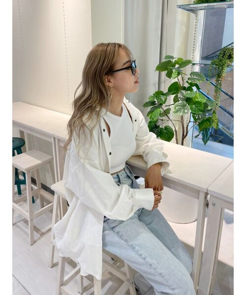 EVRIS（エヴリス）の「カラーオーバーサイズシャツ（シャツ/ブラウス・レディース・ホワイト/イエロー/カーキ/ピンク・FREE）」の13枚目の写真