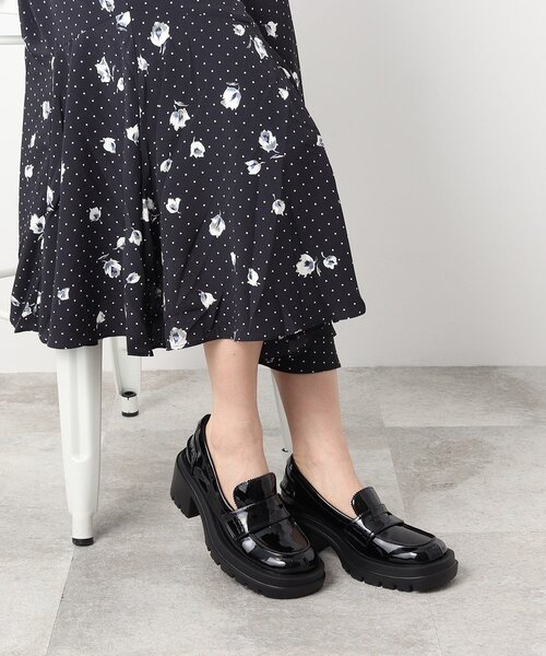 ESPERANZA(エスペランサ)の「エナメルタンクソールローファー(パンプス・レディース・ブラック系1/ブラウン系2・S/M/L/LL)」の2枚目の写真