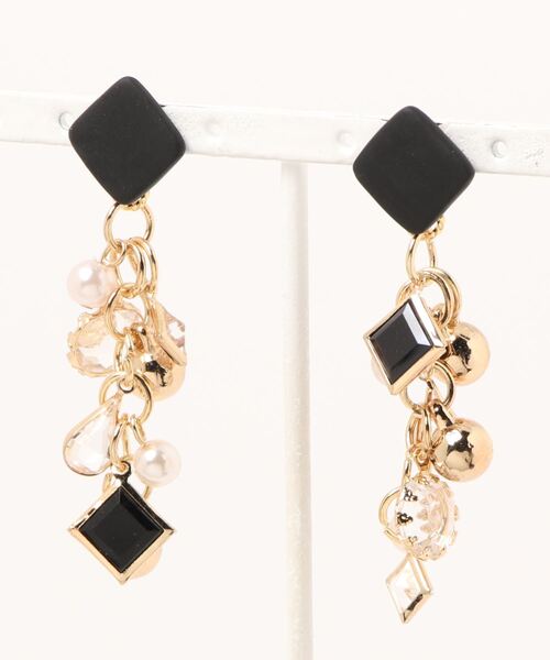 tone(トーン)の「【atelier*mio】クレイ × ジュエルチェーン costume jewelry pierce(ピアス(両耳用)・レディース・ホワイト/ブラック・FREE)」の2枚目の写真