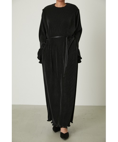 RIM.ARK（リムアーク）の「Pleats shoulder padded OP（ワンピース・レディース・ブラック/ブルー・36/38）」の18枚目の写真
