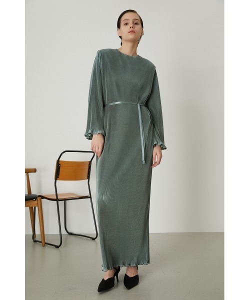 RIM.ARK（リムアーク）の「Pleats shoulder padded OP（ワンピース・レディース・ブラック/ブルー・36/38）」の22枚目の写真