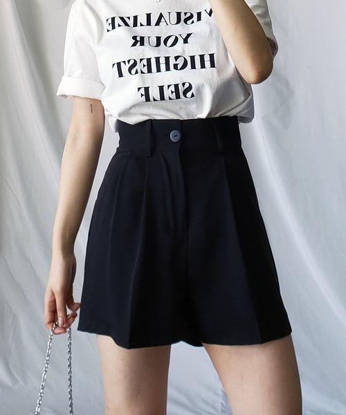 me+em select(ミームセレクト)の「【 選べる4サイズ/8色展開 】太ベルトハイウエストカラータックスラックスショートパンツ(スラックス・レディース・ダークベージュ/ブラック/アイボリー/グレー/ブラウン/ロイヤルブルー/レモンイエロー/ブルーグレー・X-SMALL/LARGE/SMALL/MEDIUM/X-LARGE)」の17枚目の写真