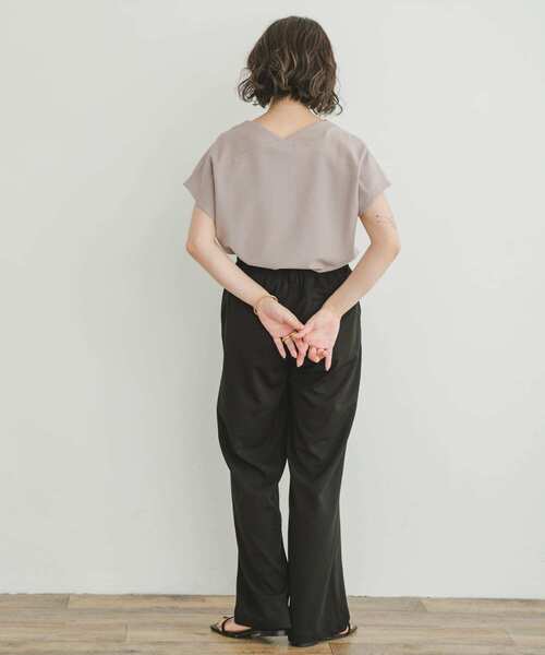 ITEMS URBANRESEARCH(アイテムズ アーバンリサーチ)の「カットミラノフレンチプルオーバー(Tシャツ/カットソー・レディース・ブラック/オフホワイト/グリーン/チャコールグレー/グレー系その他・FREE)」の8枚目の写真