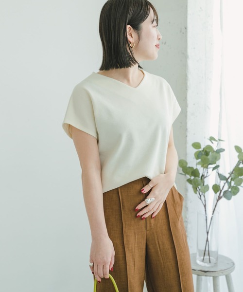 ITEMS URBANRESEARCH(アイテムズ アーバンリサーチ)の「カットミラノフレンチプルオーバー(Tシャツ/カットソー・レディース・ブラック/オフホワイト/グリーン/チャコールグレー/グレー系その他・FREE)」の17枚目の写真