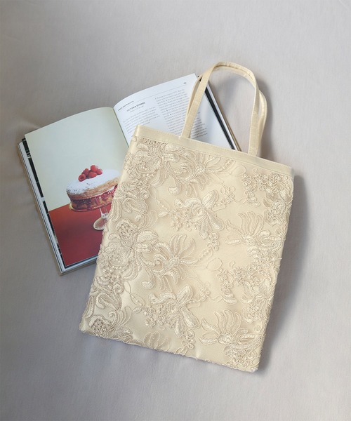 girl(ガール)の「レースサテンサブバッグ 結婚式 パーティー お呼ばれ オケージョン(トートバッグ・レディース・ベージュ/ブラック・FREE)」の2枚目の写真