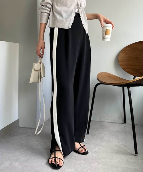 CAPRICIEUX LE'MAGE（カプリシューレマージュ）の「ラインパンツ（その他パンツ・レディース・ブラック/ベージュ・36/38）」の2枚目の写真