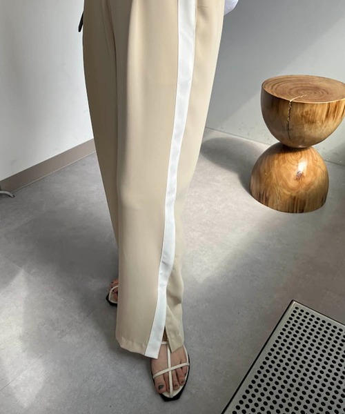 CAPRICIEUX LE'MAGE（カプリシューレマージュ）の「ラインパンツ（その他パンツ・レディース・ブラック/ベージュ・36/38）」の14枚目の写真