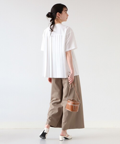 Ray BEAMS（レイビームス）の「Ray BEAMS / タック バンドカラー ブラウス（シャツ/ブラウス・レディース・ブラック/サックスブルー/ホワイト・ONE SIZE）」の6枚目の写真