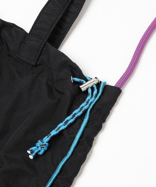 niko and...(ニコアンド)の「オリジナルコード2WAYトートバッグ(トートバッグ・レディース・グリーン/ホワイト/ブラック/グレー・0)」の7枚目の写真