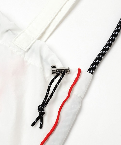 niko and...(ニコアンド)の「オリジナルコード2WAYトートバッグ(トートバッグ・レディース・グリーン/ホワイト/ブラック/グレー・0)」の9枚目の写真