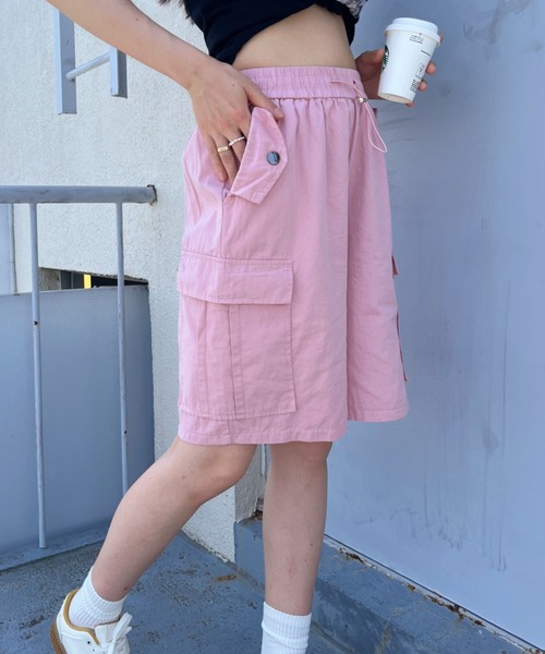CLEA(クレア)の「ミリタリーカーゴハーフパンツ(カーゴパンツ・レディース・ピンク/カーキ/アイボリー/ブラック・M)」の4枚目の写真