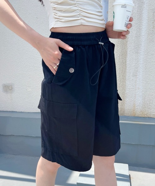 CLEA(クレア)の「ミリタリーカーゴハーフパンツ(カーゴパンツ・レディース・ピンク/カーキ/アイボリー/ブラック・M)」の2枚目の写真
