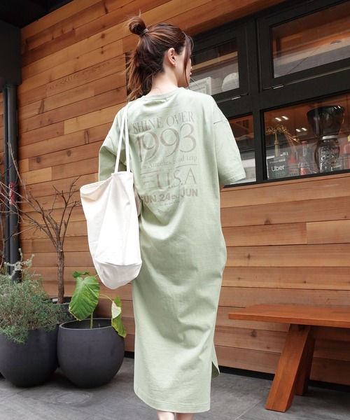 CORNERS（コーナーズ）の「バックプリントビッグシルエットT