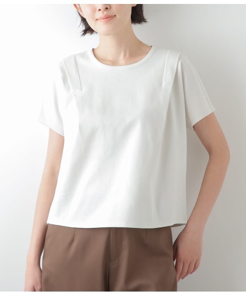 NEWYORKER(ニューヨーカー)の「【接触冷感】コットンポンチ ショルダータックプルオーバー(Tシャツ/カットソー・レディース・アイボリー/ブラック・M/L)」の6枚目の写真