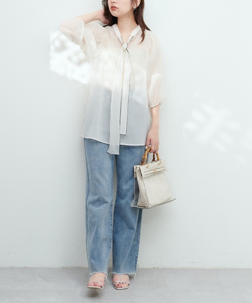 natural couture(ナチュラルクチュール)の「osono配色シアーボータイブラウス(シャツ/ブラウス・レディース・グリーン/サックスブルー/ブラック/オフホワイト・FREE)」の8枚目の写真