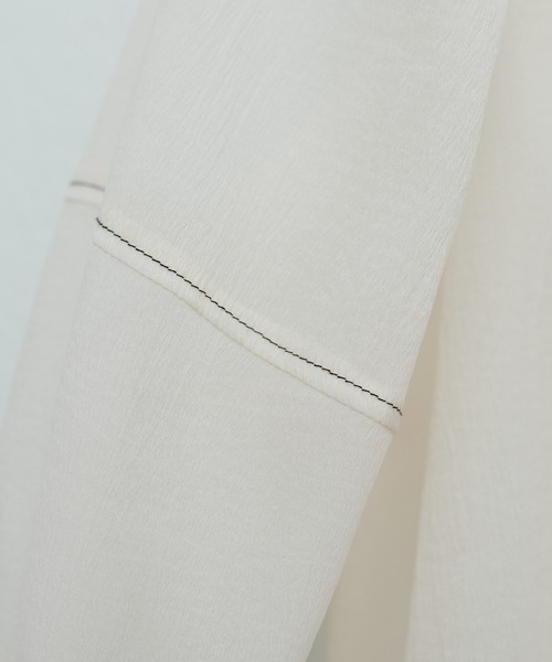 natural couture(ナチュラルクチュール)の「osono配色シアーボータイブラウス(シャツ/ブラウス・レディース・グリーン/サックスブルー/ブラック/オフホワイト・FREE)」の11枚目の写真