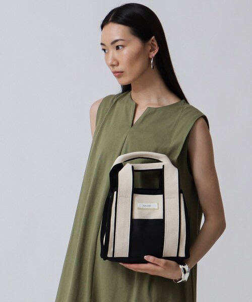 GALLEST（ギャレスト）の「キャンパススモールバッグ（ショルダーバッグ・レディース・ホワイト系/カーキ・00）」の17枚目の写真