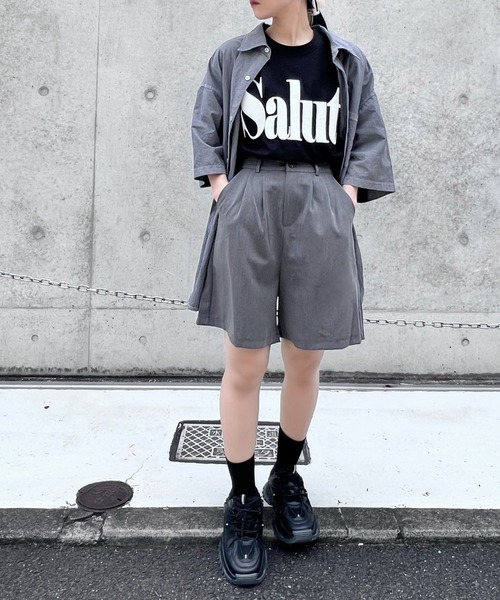 Figments(フィグメンツ)の「タックショートパンツ(その他パンツ・レディース・ブラック/グレー・FREE)」の6枚目の写真