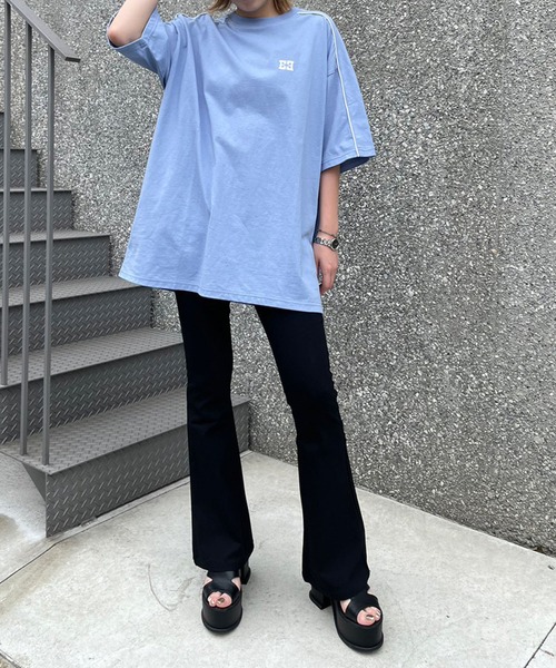 ENVYM(アンビー)の「BIG EロゴTee(Tシャツ/カットソー・レディース・ブラック/ブルー/ホワイト/グリーン・FREE)」の7枚目の写真