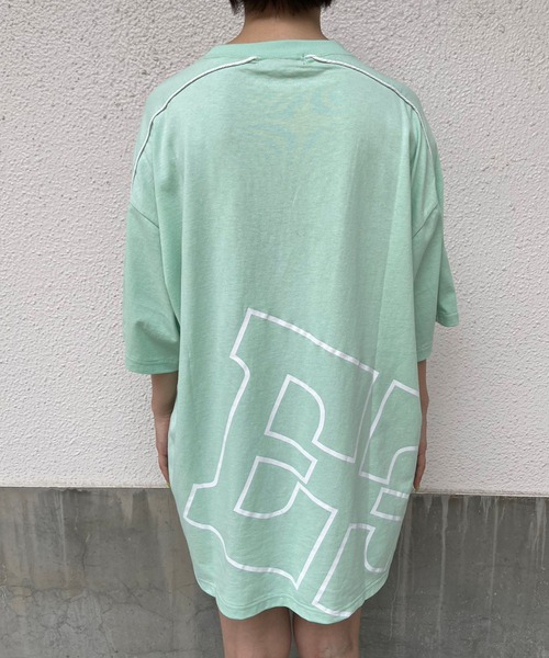 ENVYM(アンビー)の「BIG EロゴTee(Tシャツ/カットソー・レディース・ブラック/ブルー/ホワイト/グリーン・FREE)」の10枚目の写真