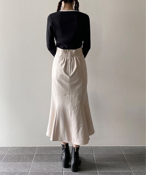 one way（ワンウェイ）の「バイカラー花刺繍リブニット（ニット/セーター・レディース・ブラック/ホワイト/レッド/グレー・FREE）」の22枚目の写真