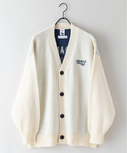 Red Cap Girl(レッドキャプガール)の「【UNIIT/ユニット】【RED CAP GIRL/レッドキャップガール】UNIIT × RED CAP GIRL バックイラスト ジャガードニット Vネック カーディガン ビッグシルエット(カーディガン/ボレロ・メンズ・ブルー/ブラック/アイボリー・MEDIUM/LARGE)」の6枚目の写真