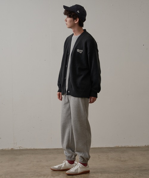 Red Cap Girl(レッドキャプガール)の「【UNIIT/ユニット】【RED CAP GIRL/レッドキャップガール】UNIIT × RED CAP GIRL バックイラスト ジャガードニット Vネック カーディガン ビッグシルエット(カーディガン/ボレロ・メンズ・ブルー/ブラック/アイボリー・MEDIUM/LARGE)」の17枚目の写真