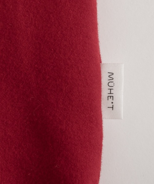 MUHET（ミュエータ）の「タートルネックポケットロンT（Tシャツ/カットソー・レディース・レッド/ブラック/オフホワイト・MEDIUM/X-LARGE）」の5枚目の写真