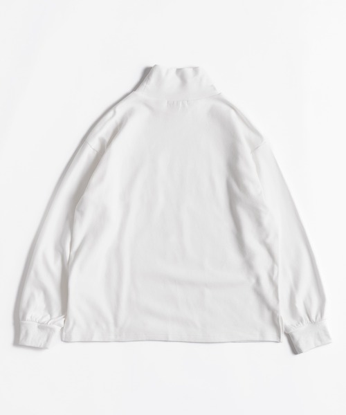 MUHET（ミュエータ）の「タートルネックポケットロンT（Tシャツ/カットソー・レディース・レッド/ブラック/オフホワイト・MEDIUM/X-LARGE）」の10枚目の写真