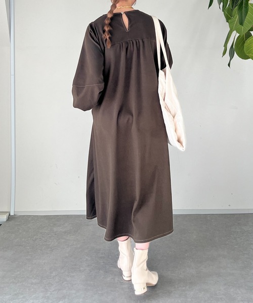 un dix cors（アンディコール）の「ウエストタック袖ボリュームワンピース（ワンピース・レディース・ブラウン/ブルー・FREE）」の10枚目の写真