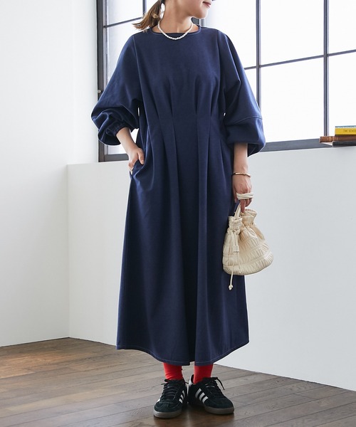 un dix cors（アンディコール）の「ウエストタック袖ボリュームワンピース（ワンピース・レディース・ブラウン/ブルー・FREE）」の17枚目の写真