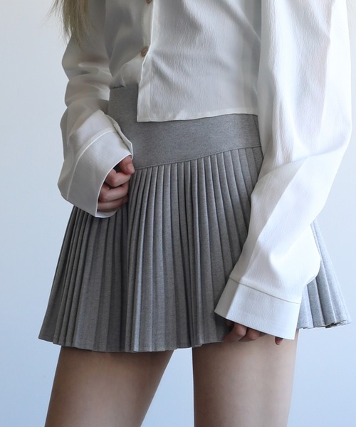 Jasmine Grandiflorum(ジャスミングランディフローラム)の「【Jasmine】ウエスト切り替えプリーツミニスカート(スカート・レディース・ライトグレー/ダークグレー/ブラック/オフホワイト・MEDIUM/SMALL/LARGE)」の13枚目の写真
