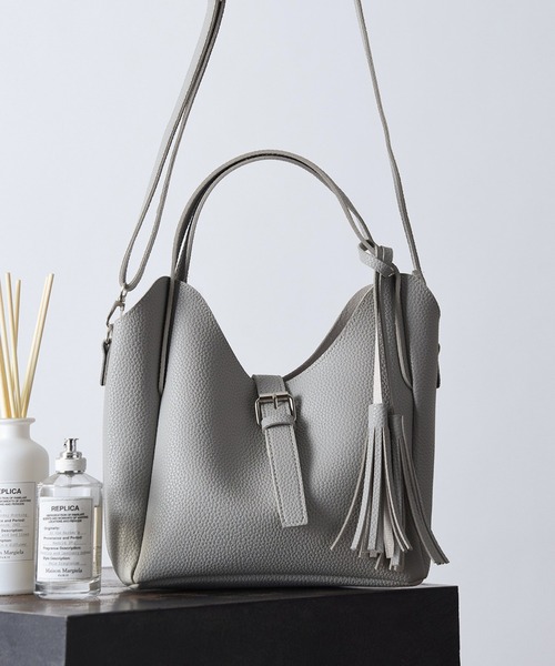 percheグレー かごバッグ タッセル付き percheグレー かごバッグ タッセル付き percheグレー かごバッグ